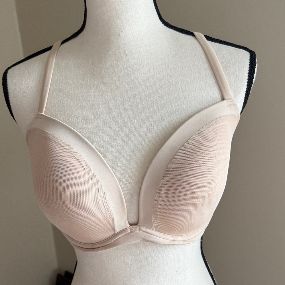 Le Mystere Nude 6 Ways to Wear Plunge Push-Up Bra - Women Intimates 36DD (E)
